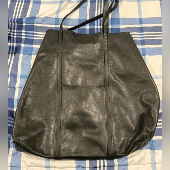 Banana Republic Black Leather Tote Bag Shoulder Carry - Picture 6 of 15